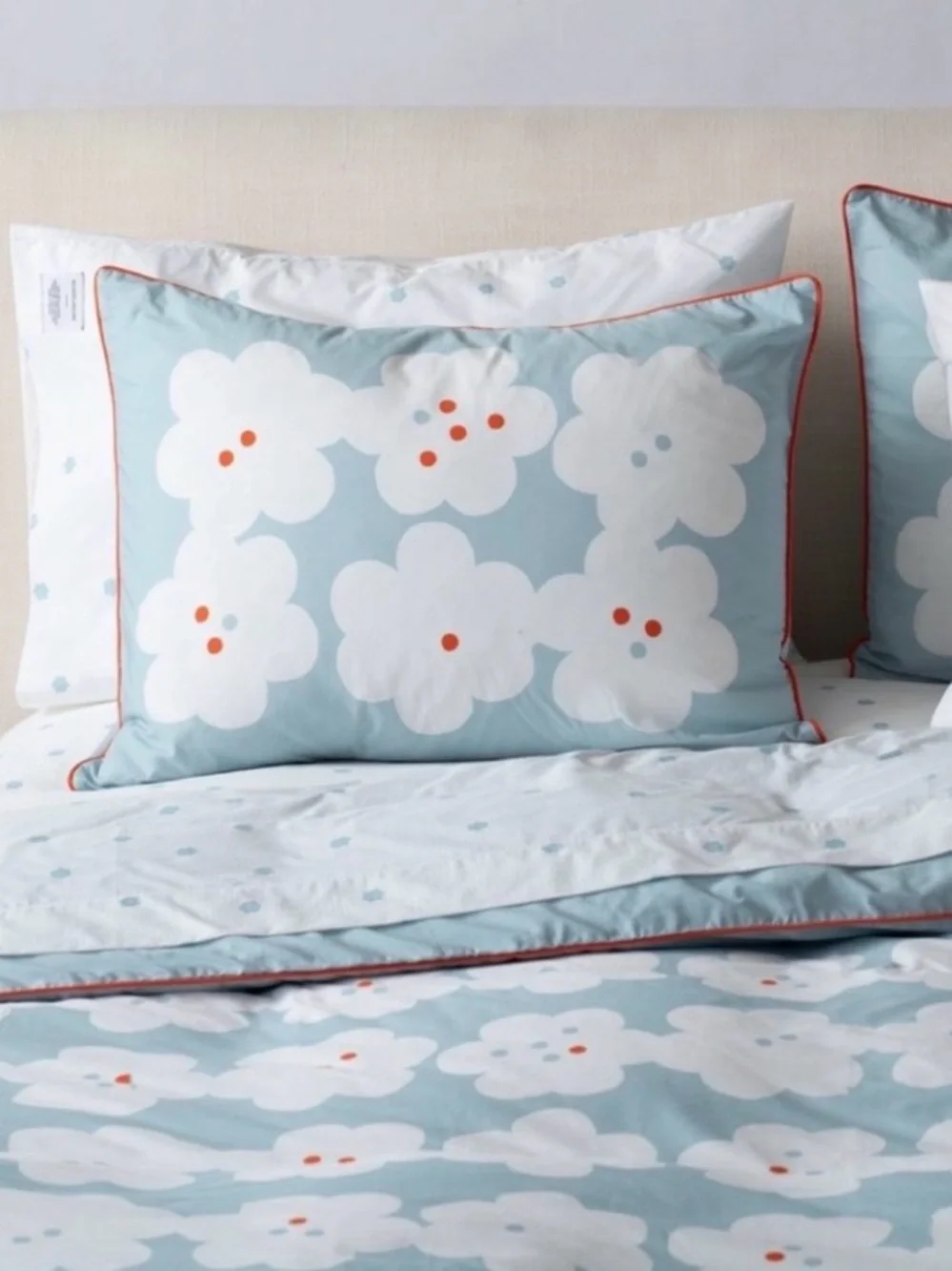 Schoolhouse Paper Flower Duvet Cover